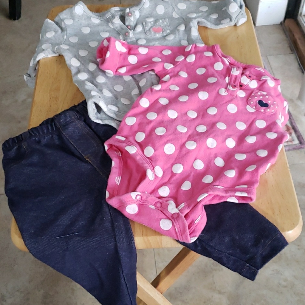 Carters 9 months lot of 3 onesies and pants